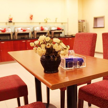Hanting Express Nanchang Hong Gu Tan Branch Bagian luar foto